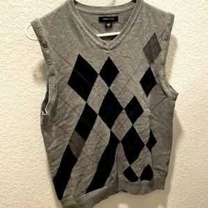 Structure men’s sweater vest argyle size small black and gray💼